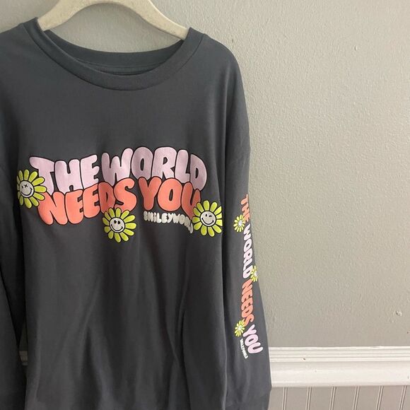 Girls Smiley World Long Sleeve Oversized T-Shirt Size Small 6-7 - Picture 4 of 8